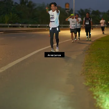 Runner Photo 7736207