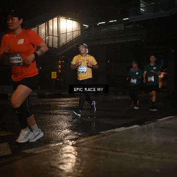 Runner Photo 7736208