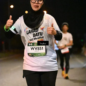Runner Photo 7736211