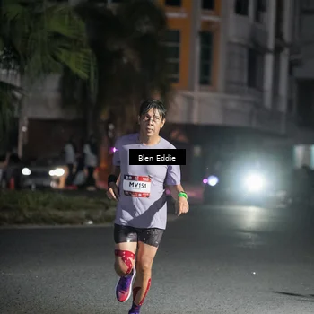 Runner Photo 7736230