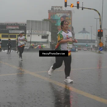 Runner Photo 7736233