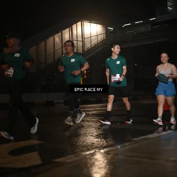 Runner Photo 7736242
