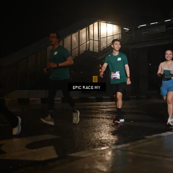 Runner Photo 7736246