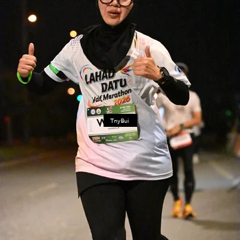 Runner Photo 7736248