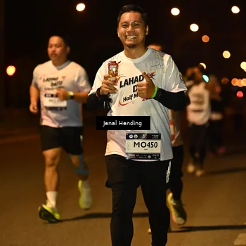 Runner Photo 7736250