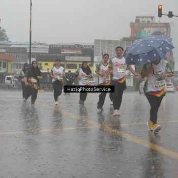 Runner Photo 7736251