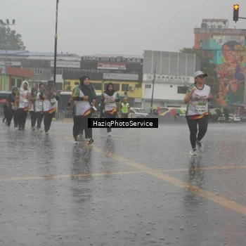 Runner Photo 7736253