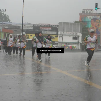 Runner Photo 7736268