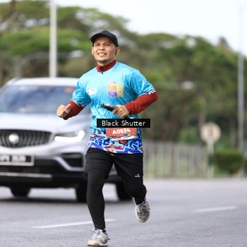 Runner Photo 7736274