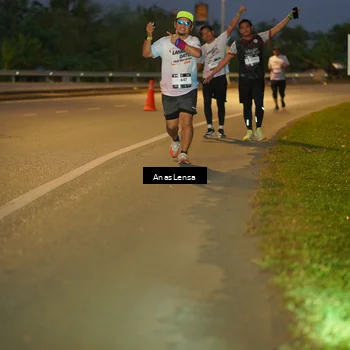 Runner Photo 7736287