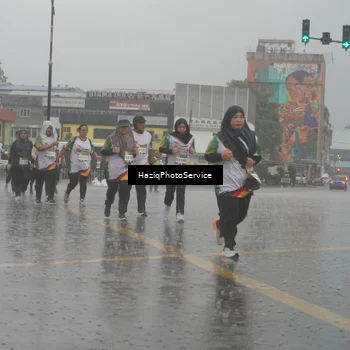 Runner Photo 7736299
