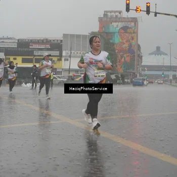 Runner Photo 7736311
