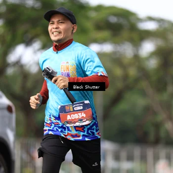 Runner Photo 7736316