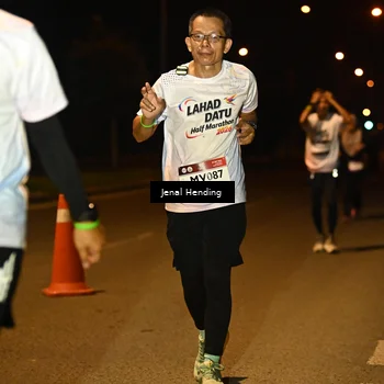 Runner Photo 7736336