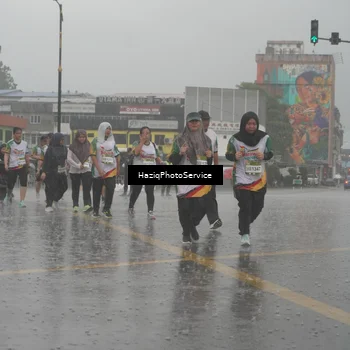 Runner Photo 7736342