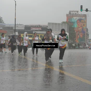 Runner Photo 7736350