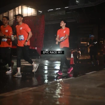 Runner Photo 7736351
