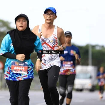 Runner Photo 7736352