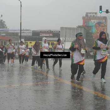 Runner Photo 7736371
