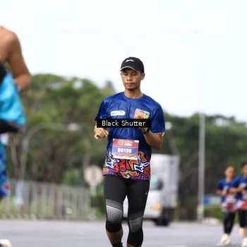 Runner Photo 7736378