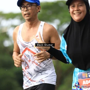 Runner Photo 7736405