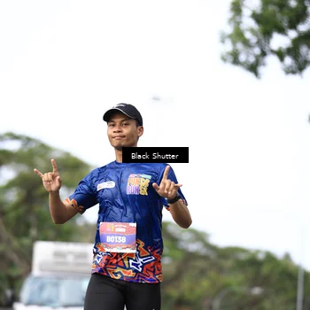 Runner Photo 7736418