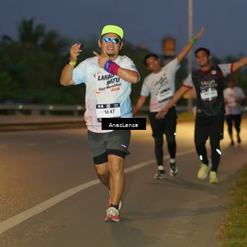 Runner Photo 7736427