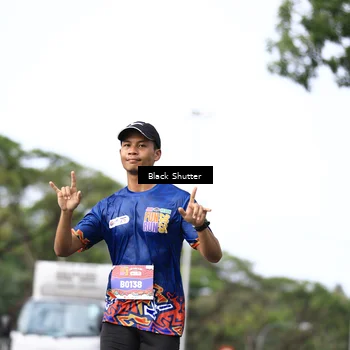 Runner Photo 7736428