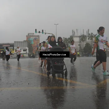 Runner Photo 7736432