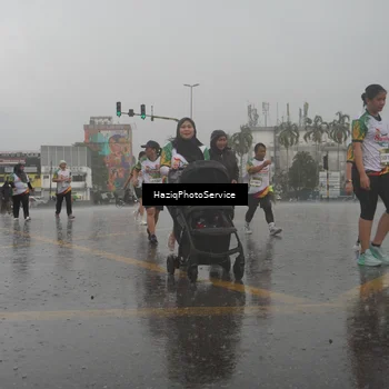 Runner Photo 7736443
