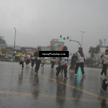 Runner Photo 7736473