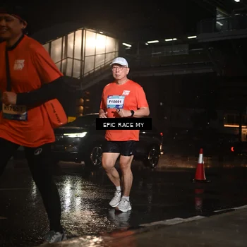 Runner Photo 7736479