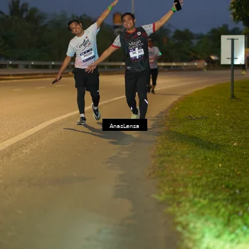 Runner Photo 7736480