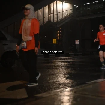 Runner Photo 7736493