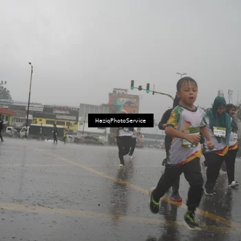 Runner Photo 7736511