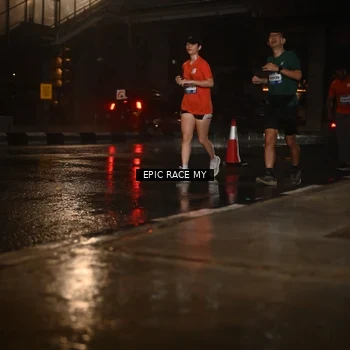Runner Photo 7736520
