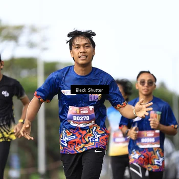 Runner Photo 7736525