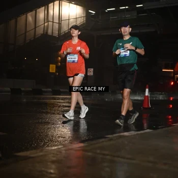 Runner Photo 7736527