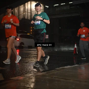 Runner Photo 7736534