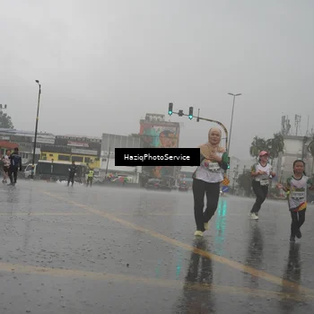 Runner Photo 7736540