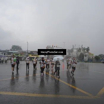 Runner Photo 7736578