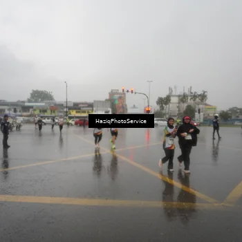 Runner Photo 7736595