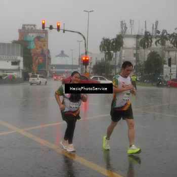 Runner Photo 7736607