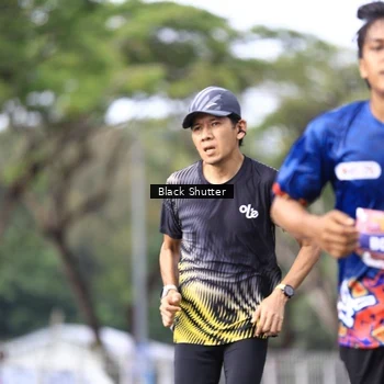 Runner Photo 7736615