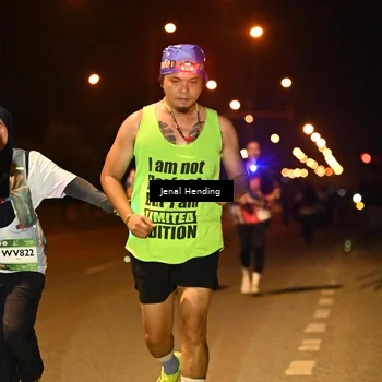 Runner Photo 7736621