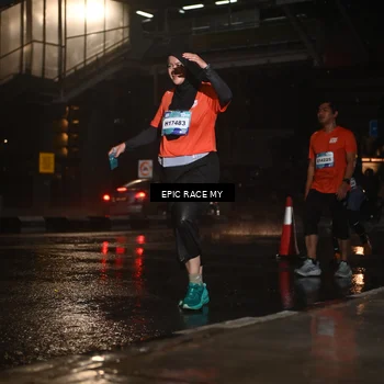 Runner Photo 7736634