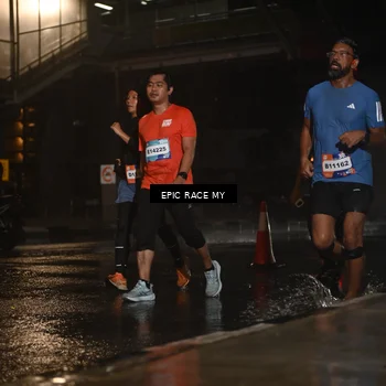 Runner Photo 7736638