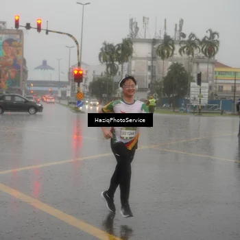 Runner Photo 7736655