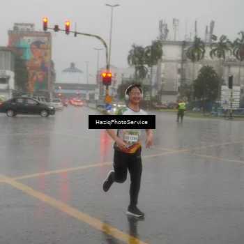Runner Photo 7736659