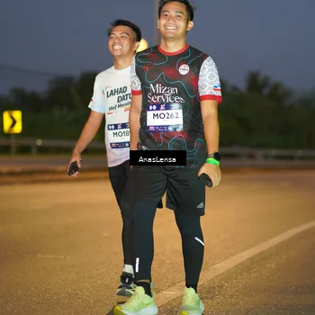 Runner Photo 7736686